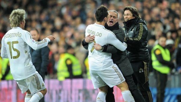 杜兰特28分4助 NBA常规赛火箭主场119-113公牛结束3连败