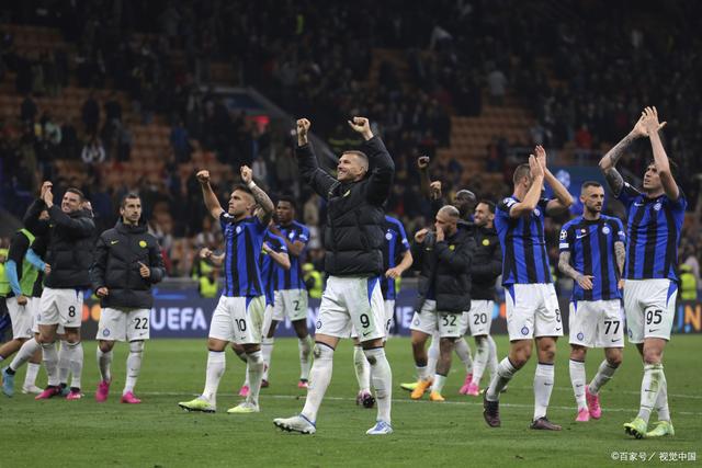 砸歪篮筐！湖人大将6中1怒砍2分 正负值-15队内最低