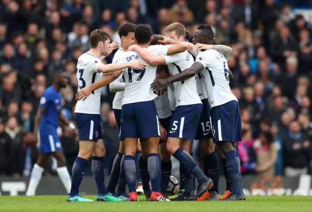 独行侠官方：浓眉伤势无需手术 恢复时间预计六周左右