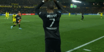 [中超]王大雷里程碑之夜 卡扎伊什维利帽子戏法